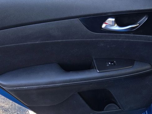 Used 2023 Kia Forte GT-Line w/ GT-Line Technology Package image 9