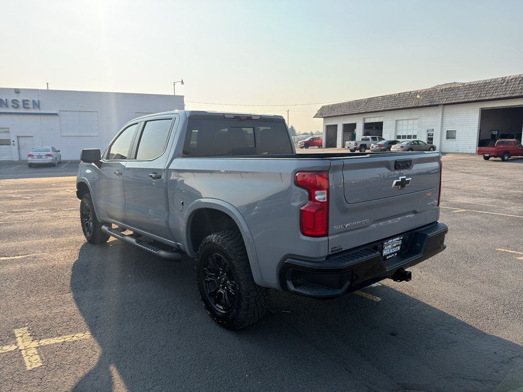 Used 2025 Chevrolet Silverado 1500 ZR2 w/ Technology Package AWD/4WD image 8