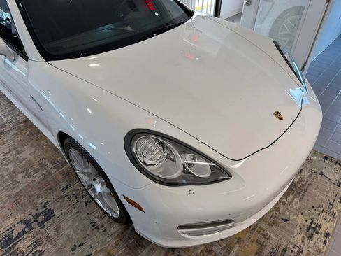 Used 2013 Porsche Panamera 4 Platinum Edition image 7