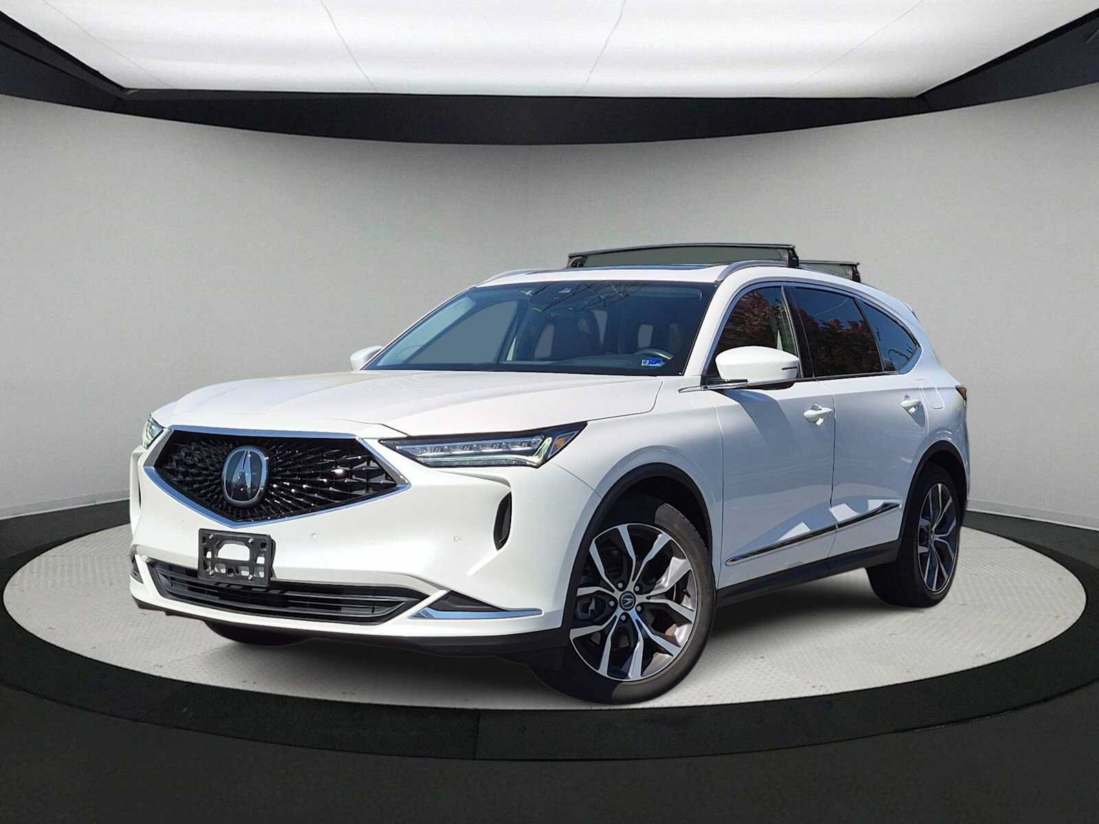 Used 2024 Acura MDX w/ Technology Package AWD/4WD image 1