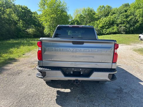Used 2021 Chevrolet Silverado 1500 Custom AWD/4WD image 4