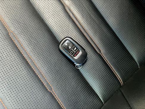 Used 2024 Honda CR-V Sport Touring image 34