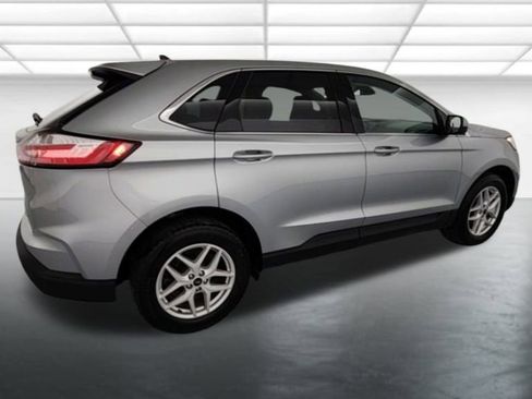 Used 2022 Ford Edge SEL w/ Convenience Package image 8