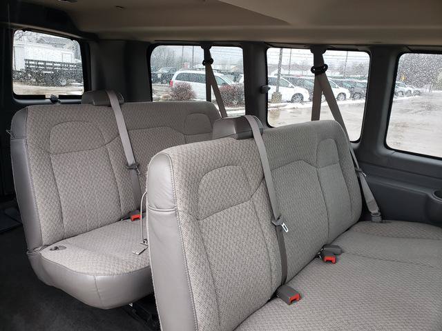 Used 2017 Chevrolet Express 2500 LS RWD image 13