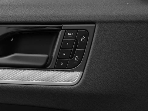 New 2025 Porsche Cayenne E-Hybrid image 60