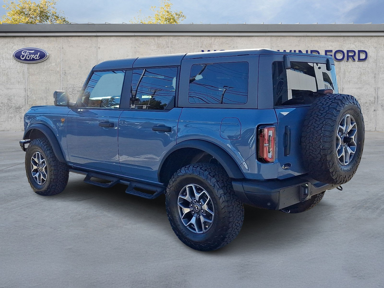 Used 2024 Ford Bronco Badlands AWD/4WD image 4