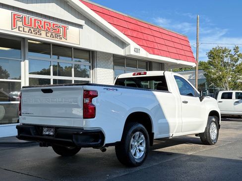 Used 2021 Chevrolet Silverado 1500 W/T w/ WT Value Package image 3