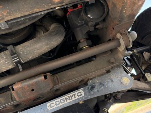 Used 2004 Chevrolet Silverado 2500 LT w/ Heavy-Duty Power Package image 5