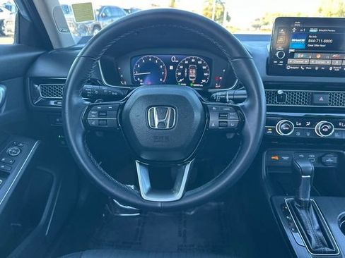 Used 2023 Honda Civic Touring image 16