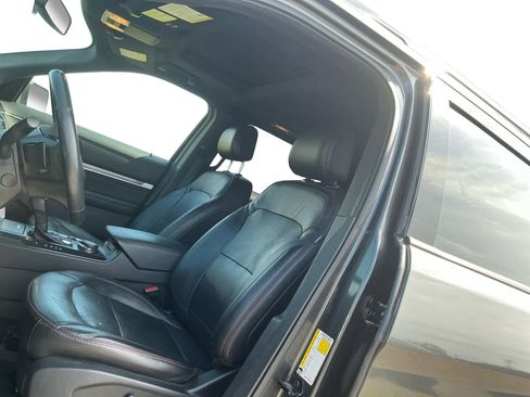 Used 2017 Ford Explorer Sport w/ Equipment Group 401A AWD/4WD image 9