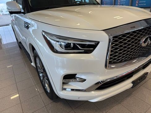 Used 2019 INFINITI QX80 Luxe w/ 22" Wheel Package image 8