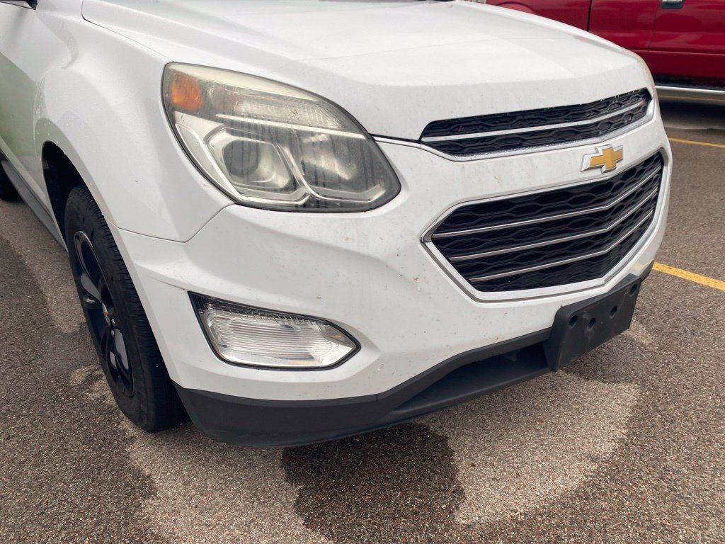 Used 2017 Chevrolet Equinox LT w/ True North Edition AWD/4WD image 4