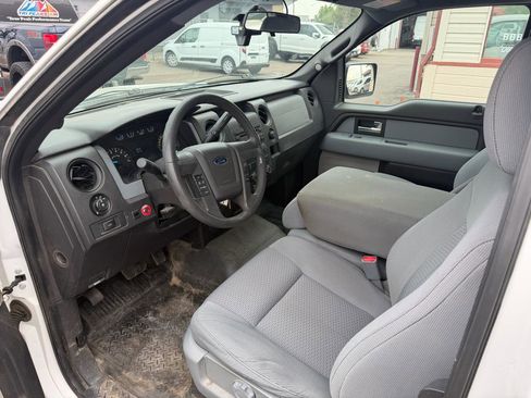 Used 2014 Ford F150 XL w/ Equipment Group 101A Mid image 5