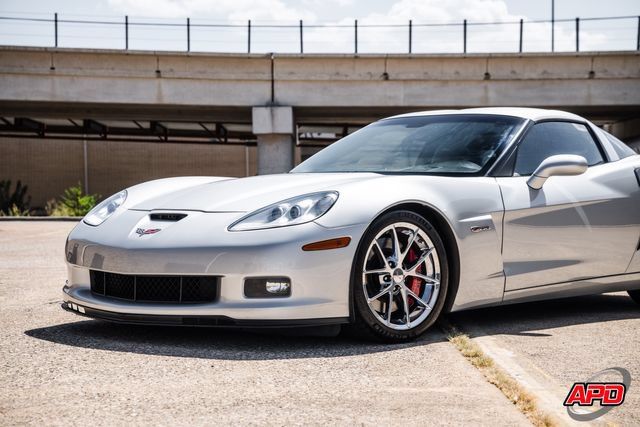 Used 2009 Chevrolet Corvette Z06 w/ Preferred Equipment Group RWD image 41