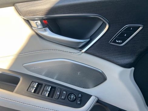 Used 2025 Acura RDX SH-AWD w/ Advance Package image 25