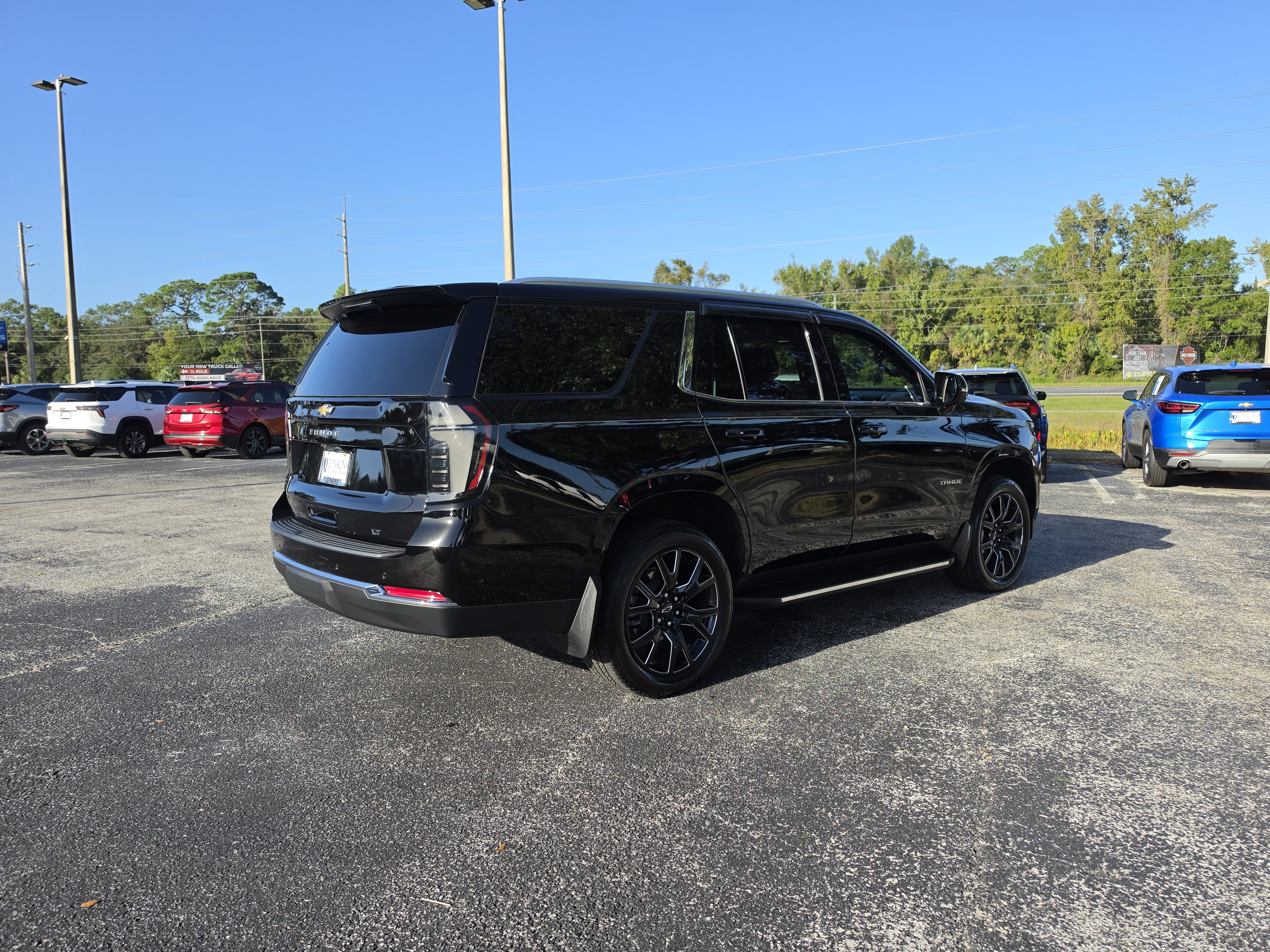 Used 2026 Chevrolet Tahoe LT w/ Comfort Package AWD/4WD image 4