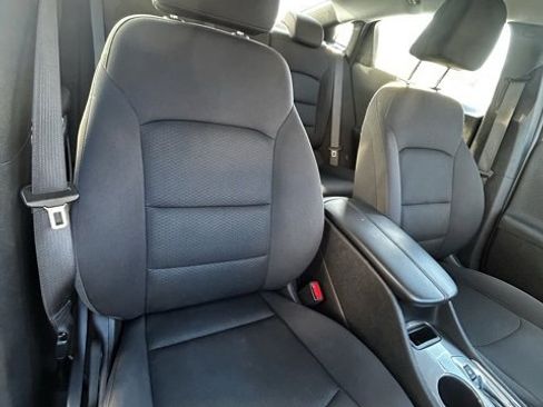 Used 2023 Chevrolet Malibu LT image 22