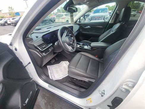 Used 2024 Buick Envision Preferred AWD/4WD image 16