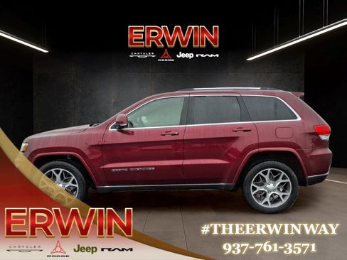 Used 2018 Jeep Grand Cherokee Limited AWD/4WD image 4