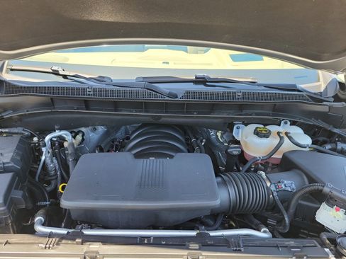 Used 2024 Chevrolet Tahoe Premier w/ Premium Package 2 image 18