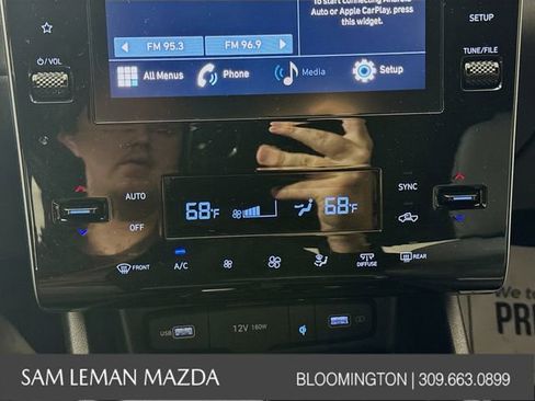 Used 2022 Hyundai Santa Cruz SEL Premium image 15