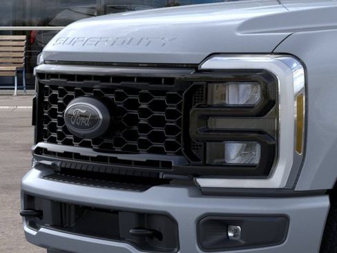 New 2026 Ford F250 Lariat w/ Black Appearance Package AWD/4WD image 17