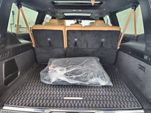 New 2026 Jeep Grand Wagoneer L Summit AWD/4WD image 34