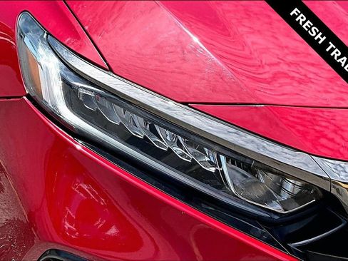 Used 2018 Honda Accord Sport image 31