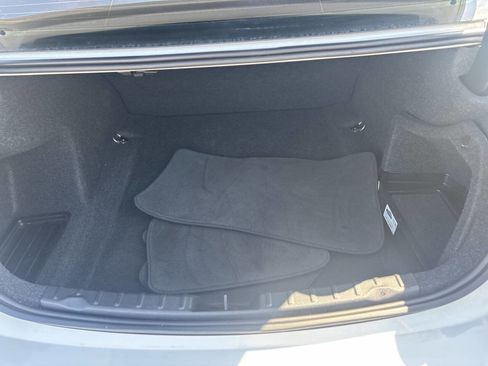 Used 2017 BMW 320i Sedan image 17