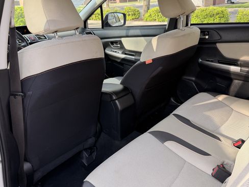 Used 2016 Subaru Crosstrek 2.0i Premium w/ Moonroof Package AWD/4WD image 22
