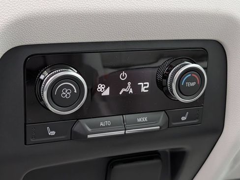 New 2026 Buick Enclave Avenir w/ Super Cruise Package AWD/4WD image 45