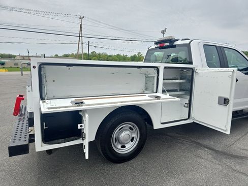 Used 2020 Ford F250 XL w/ Power Equipment Group RWD image 11