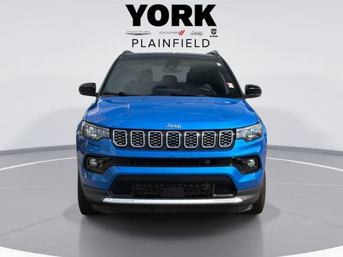 Used 2024 Jeep Compass Limited AWD/4WD image 2