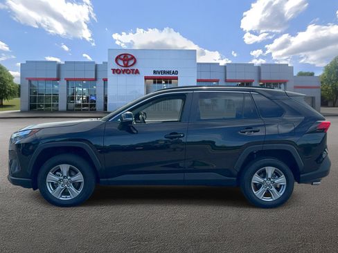 Certified 2025 Toyota RAV4 XLE AWD/4WD image 5