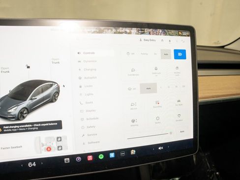 Used 2021 Tesla Model 3 Long Range image 18