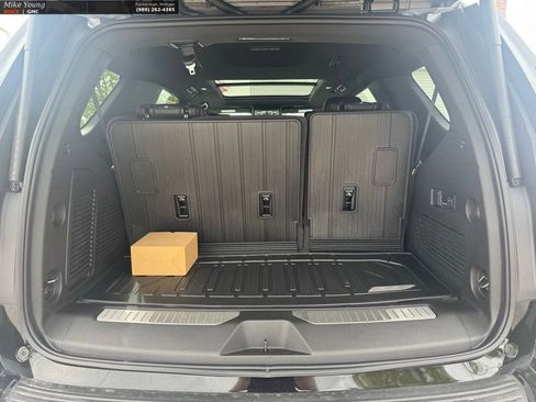 New 2026 GMC Yukon Denali w/ Denali Reserve Package AWD/4WD image 6