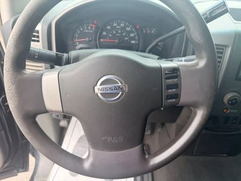 Used 2005 Nissan Titan XE AWD/4WD image 9