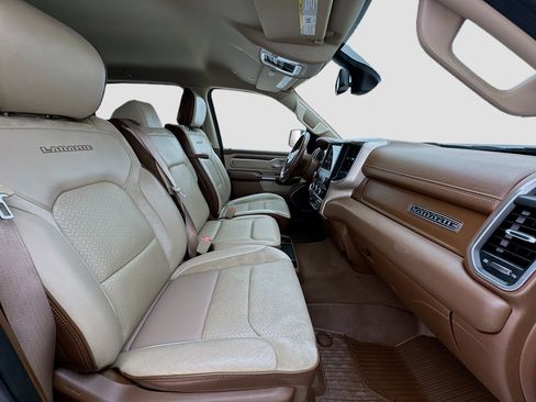 Used 2019 RAM 1500 Laramie image 18