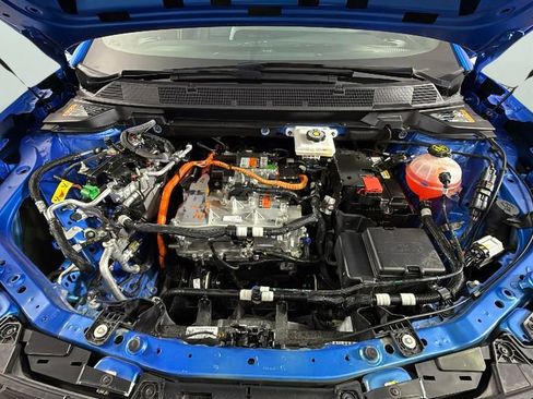 Used 2025 Chevrolet Equinox EV LT w/ Convenience Package image 36