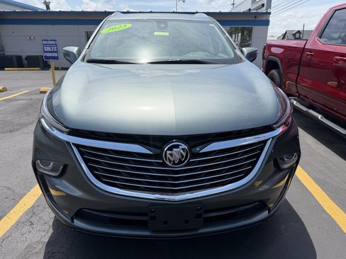 Used 2023 Buick Enclave Essence w/ Experience Buick Package AWD/4WD image 7
