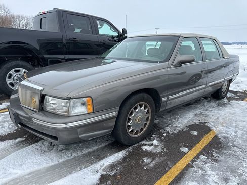 Used 1998 Cadillac De Ville image 14