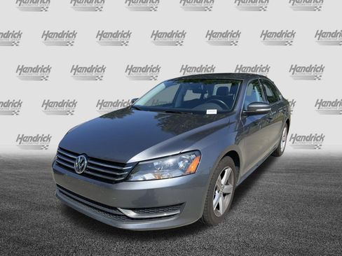 Used 2013 Volkswagen Passat 2.5 SE FWD image 5