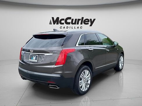 Used 2019 Cadillac XT5 Premium Luxury w/ Driver Assist Package AWD/4WD image 7