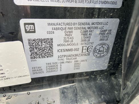 Used 2024 GMC Sierra 1500 Pro w/ Graphite Edition AWD/4WD image 38