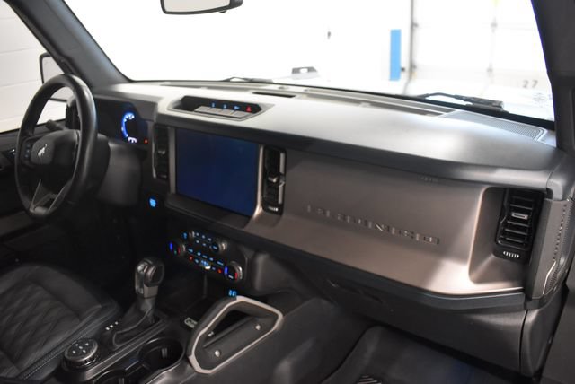 Used 2023 Ford Bronco Outer Banks AWD/4WD image 16