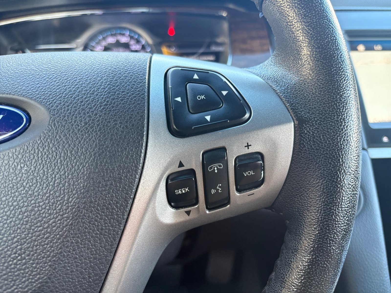 Used 2018 Ford Taurus Limited FWD image 15