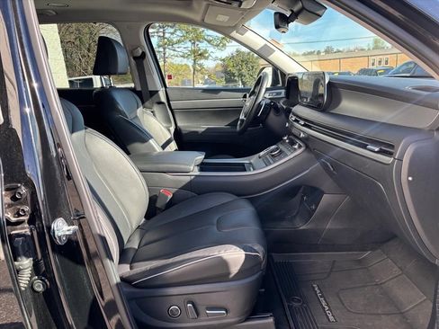 Used 2024 Hyundai Palisade SEL image 14