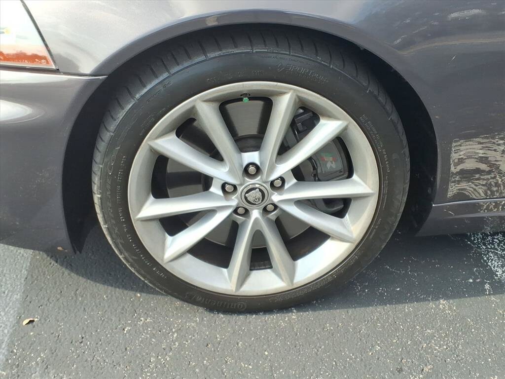 Used 2010 Jaguar XKR R RWD image 14