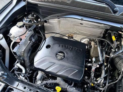 Used 2025 Chevrolet TrailBlazer LT image 34