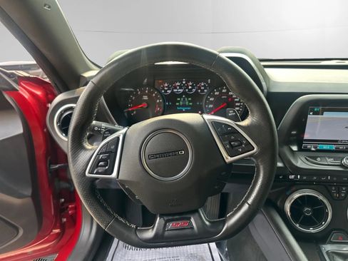 Used 2016 Chevrolet Camaro SS RWD image 18